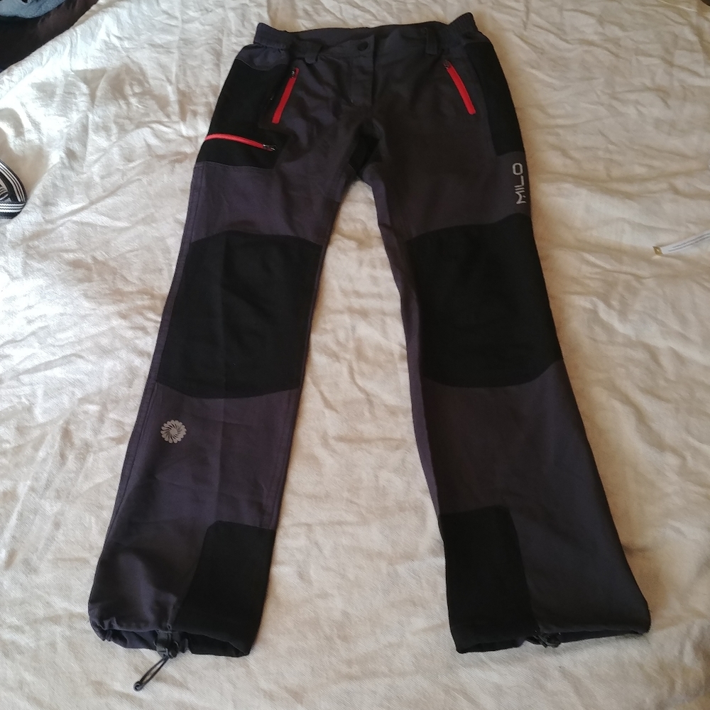 Milo reinforced hiking pants with belt, size Small